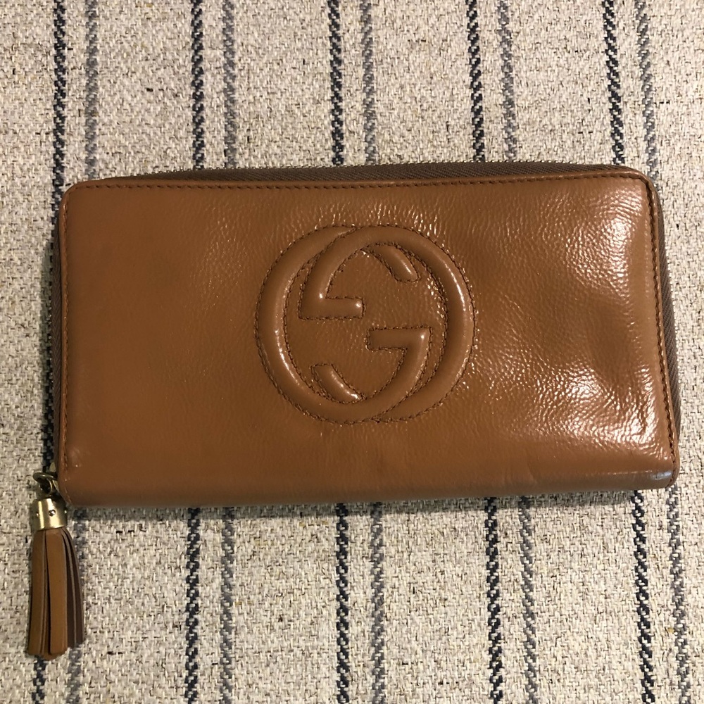 💗Beautiful Auth Gucci Wallet😍